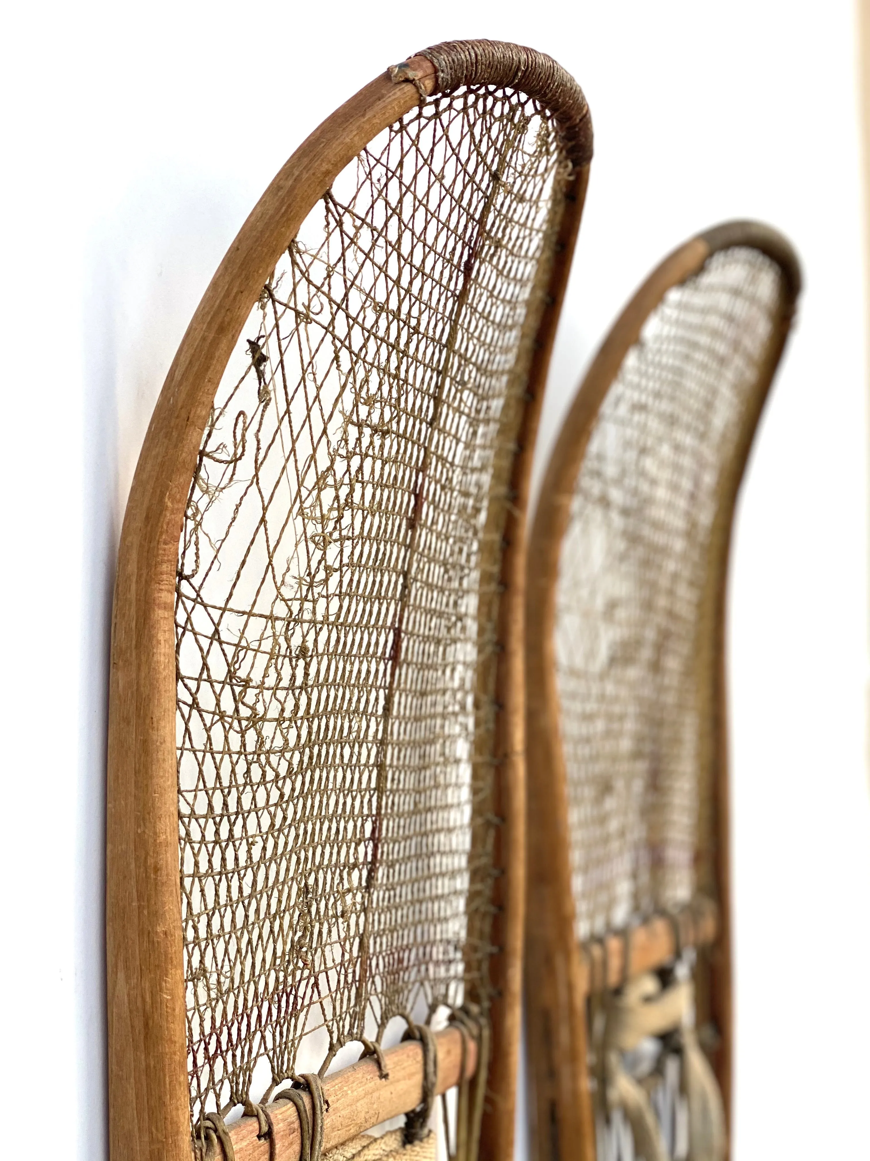 Antique Athapasca / Athabaskan Native First Nation Indian Snowshoes