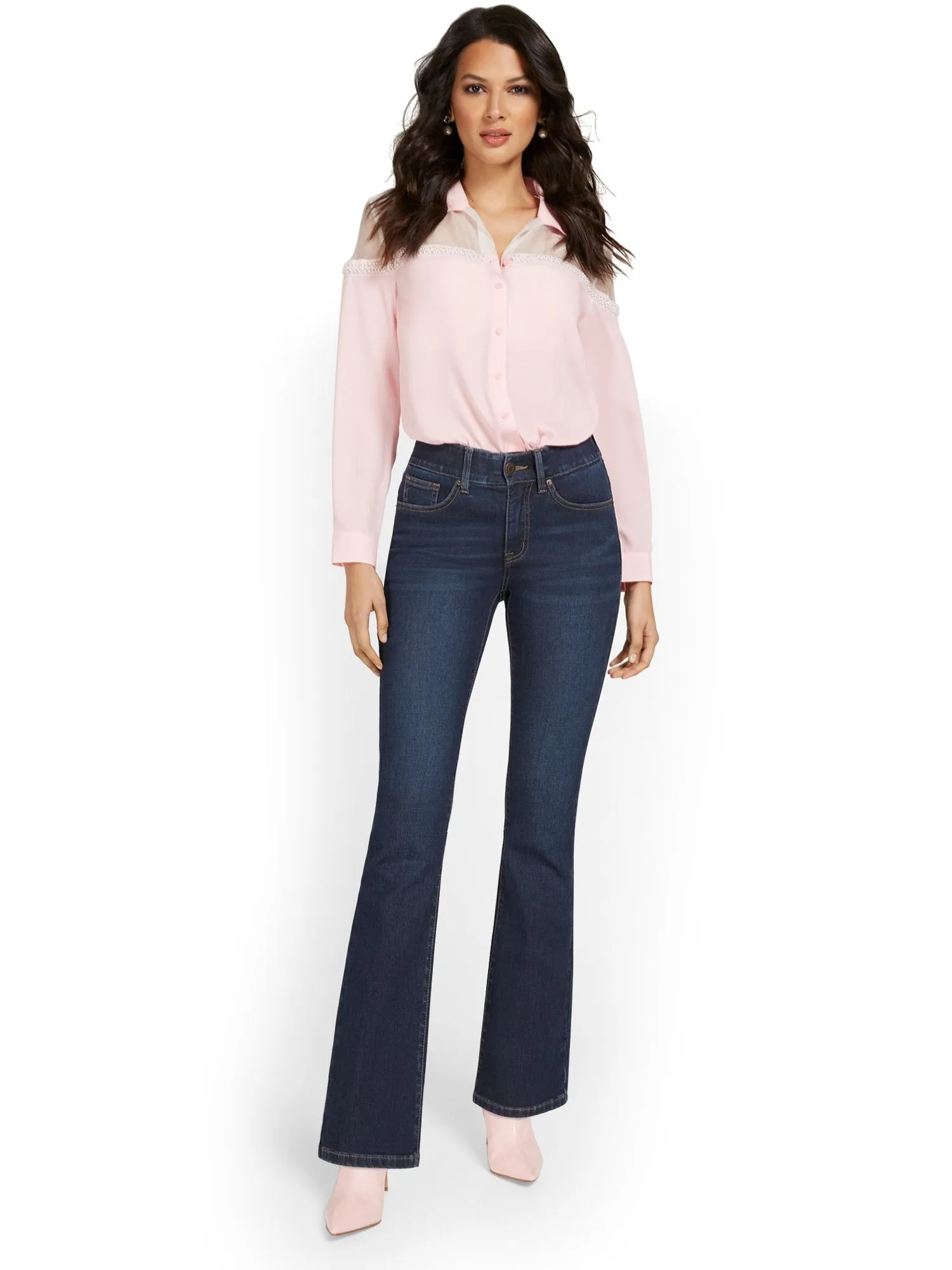 Curvy High-Waisted Bootcut Jeans - Medium Wash