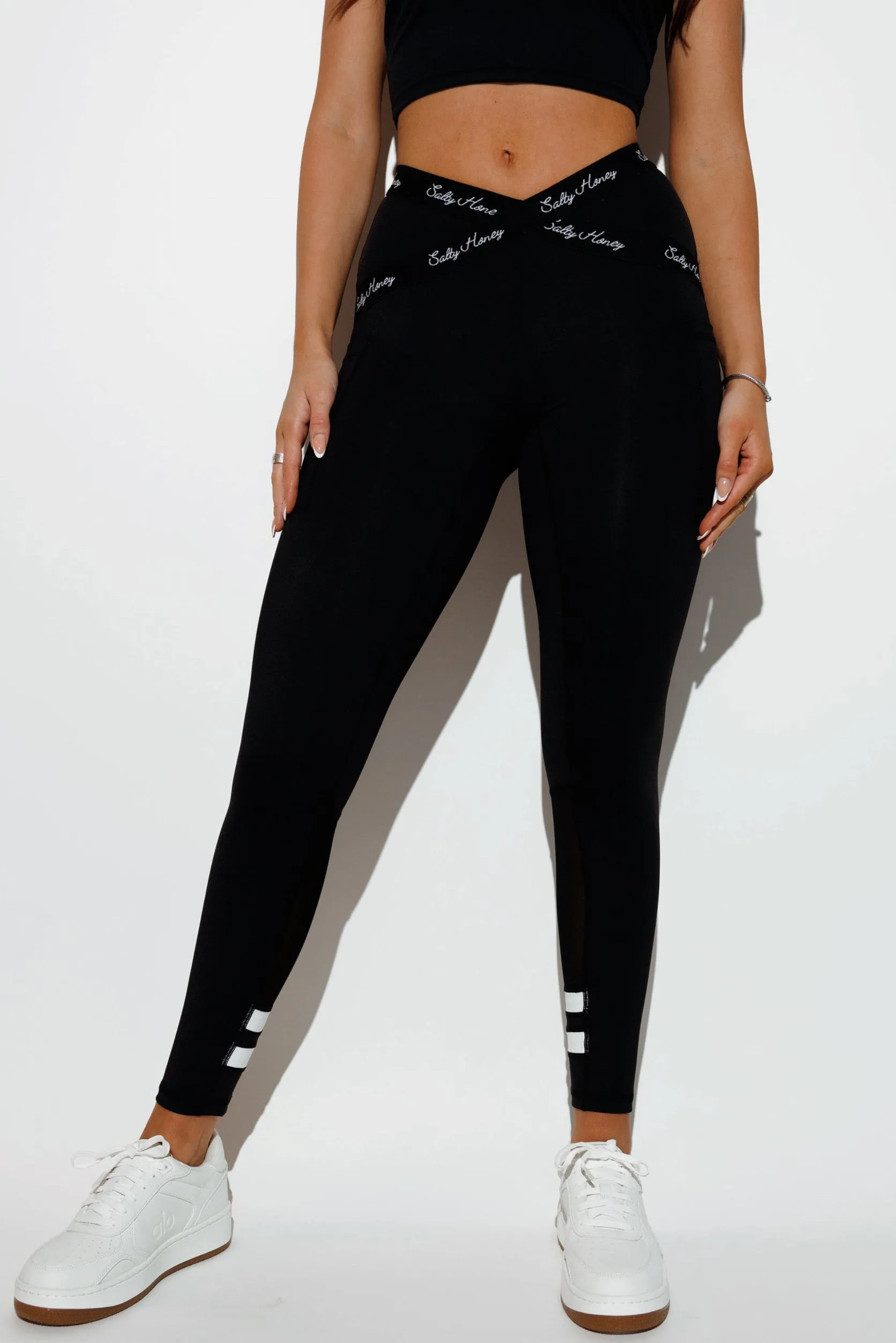 INTERSECT LEGGING: BLACK