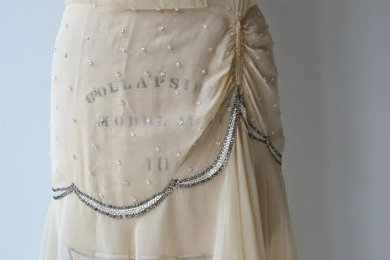 Light Fantastic 1920s Dress