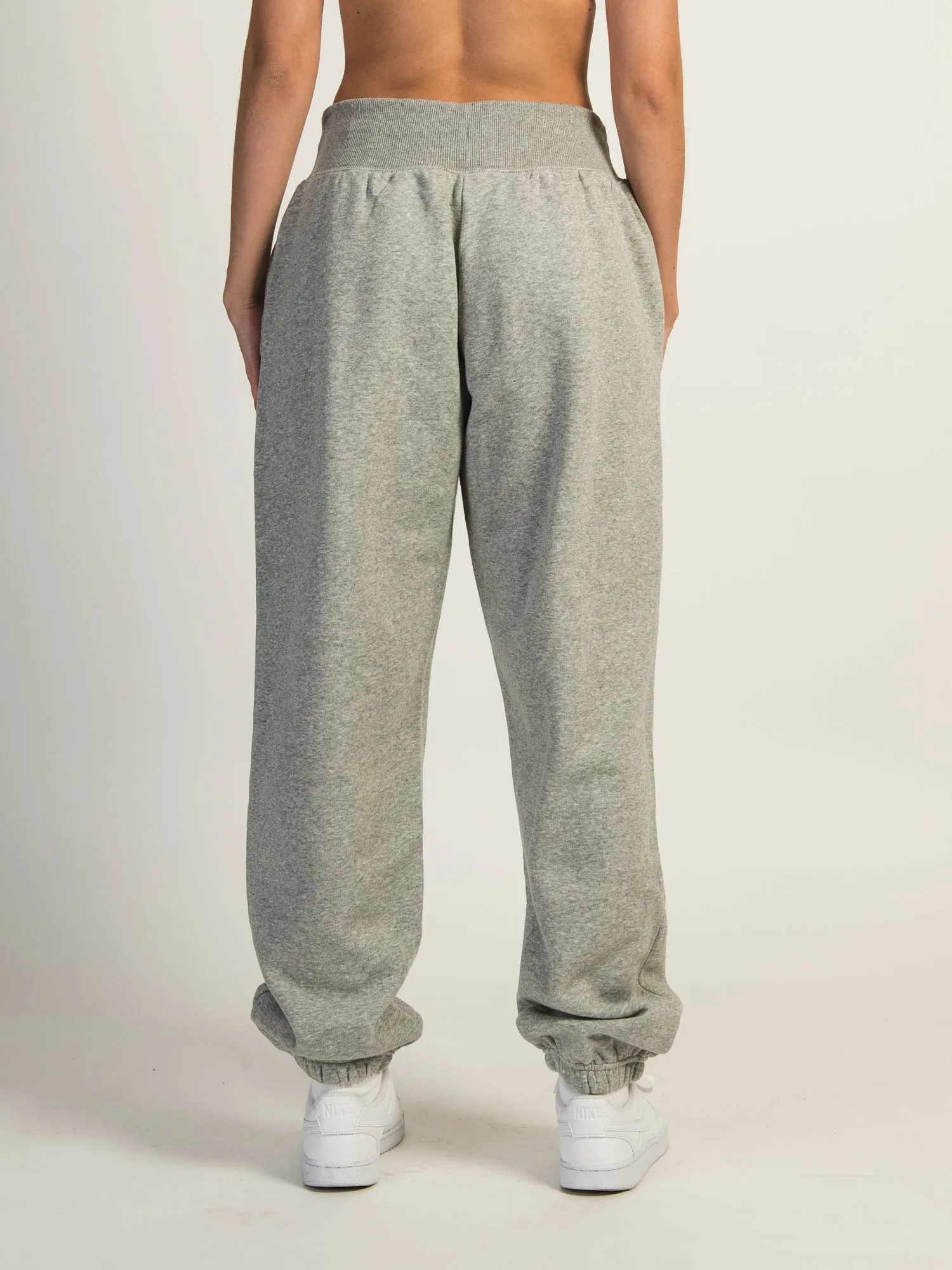 NIKE SPORTSWEAR PHOENIX OVERSIZED SWEATPANTS