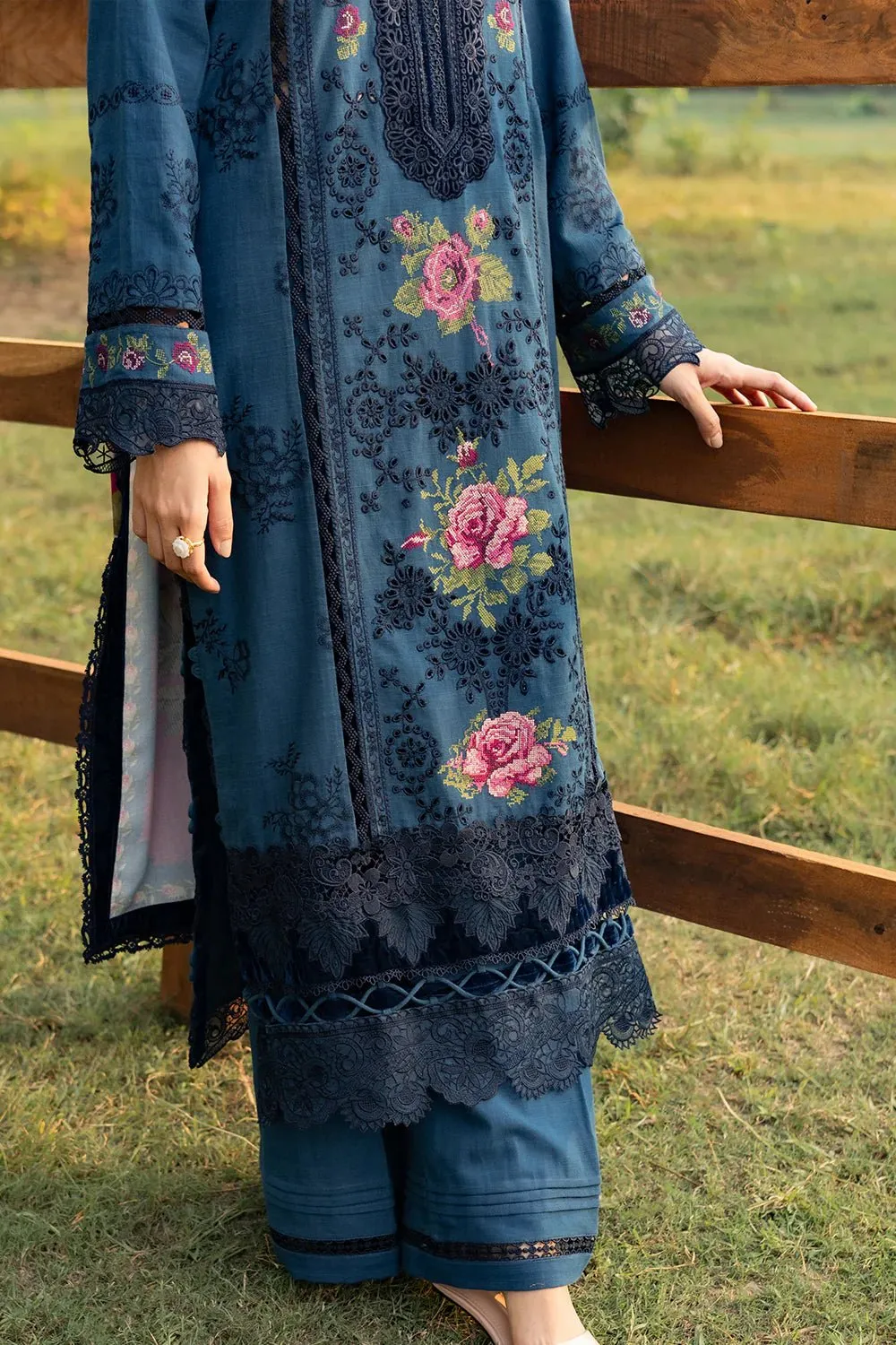 Saira Rizwan | Winter Unstitched '24 | DINA-SRW24-04