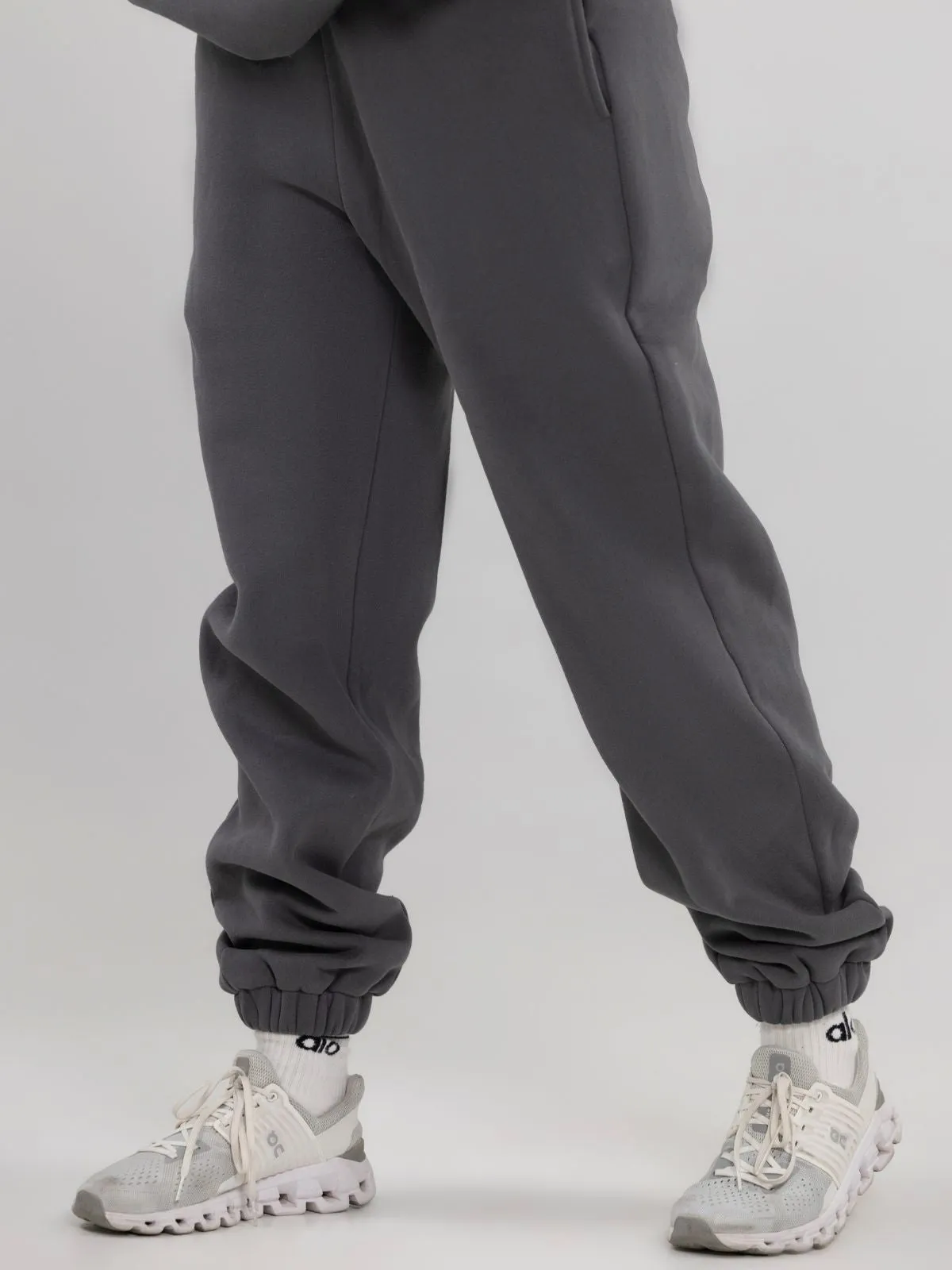 Travel Essentials Sweatpants™ - Pre-Order