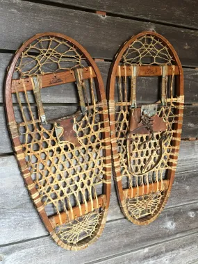 Vintage 10th Mountain Division Bear Paw Snowshoes