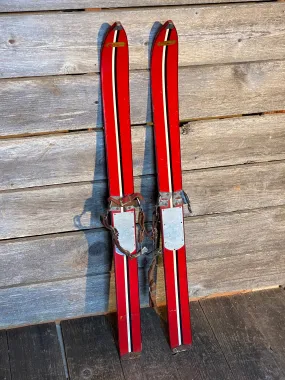 Vintage Kids Red Stratco Skis