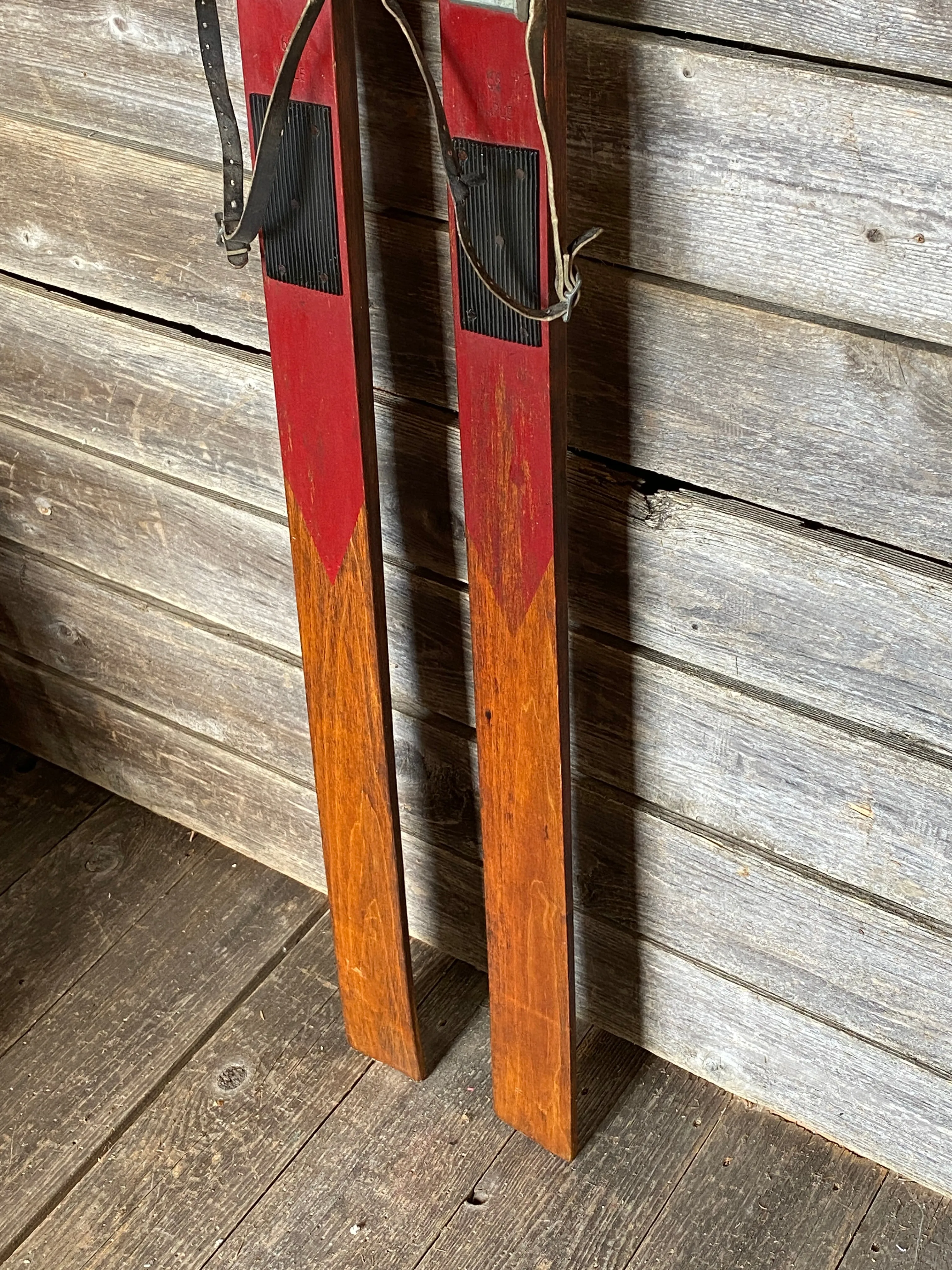 Vintage Lund Skis - FIS Model