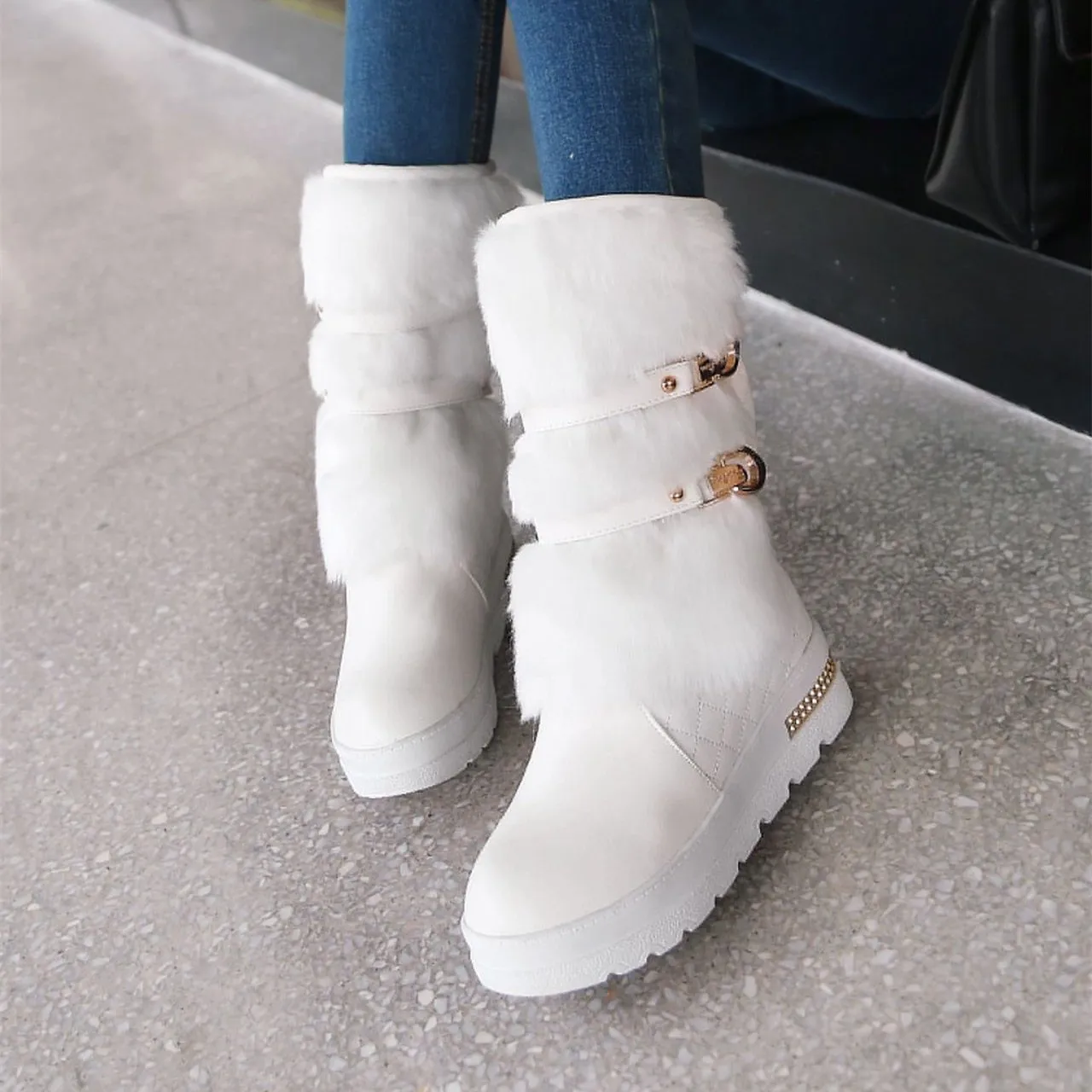 Women chunky platform buckle strap mid calf snow boots