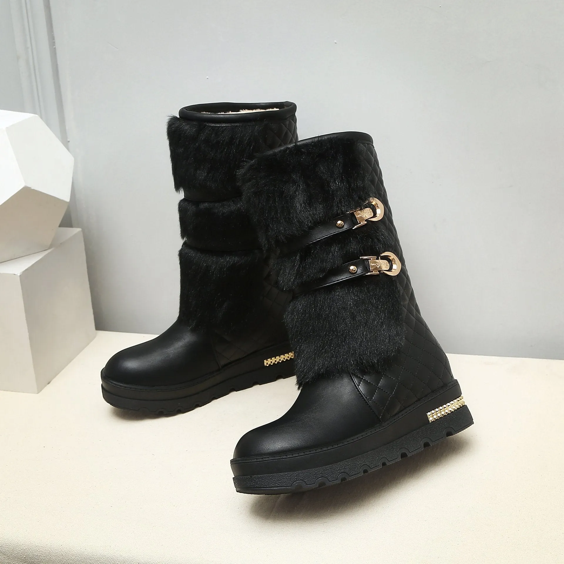 Women chunky platform buckle strap mid calf snow boots