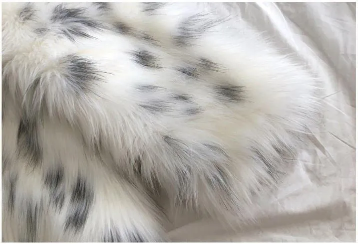 Women Winter New Faux Fox Fur Coats Ladies Casual Snow Leopard Print Fur Jackets Female Thick Warm Mid-long Plush Outerwear