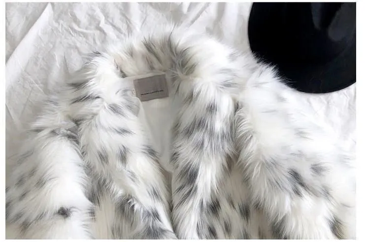 Women Winter New Faux Fox Fur Coats Ladies Casual Snow Leopard Print Fur Jackets Female Thick Warm Mid-long Plush Outerwear